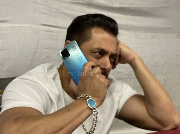 realme 8 salman khan