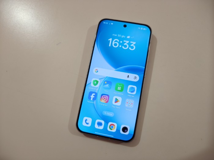 OPPO Reno16 Pro