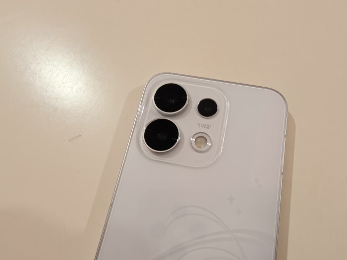 OPPO Reno16 Pro