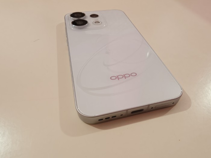 OPPO Reno16 Pro
