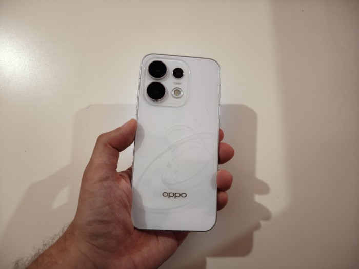 OPPO Reno16 Pro