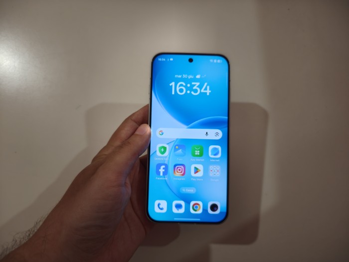 OPPO Reno16 Pro