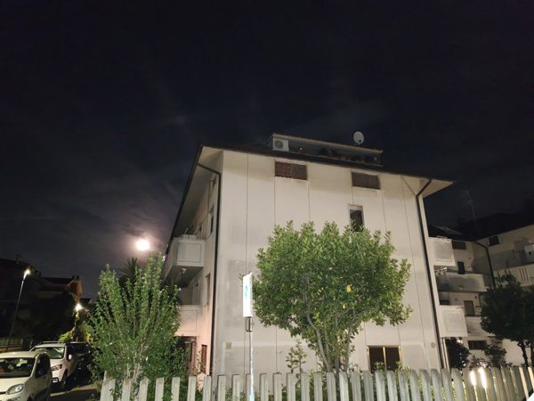 OPPO Reno16 Pro Camera Sample
